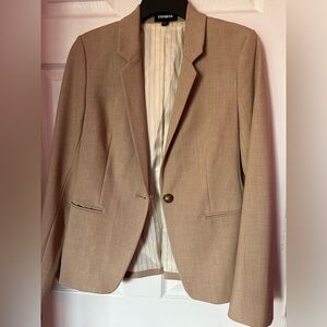 Beige/Brown Express. Blazer.